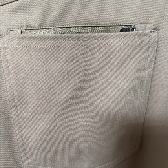 Vuori Men’s Taupe Pants - Size 36 - Picture 4 of 7